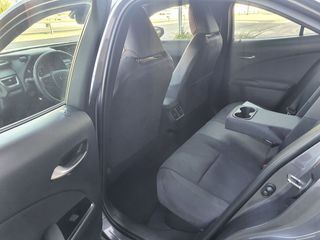 Lexus UX 250H PREMIUM 2WD