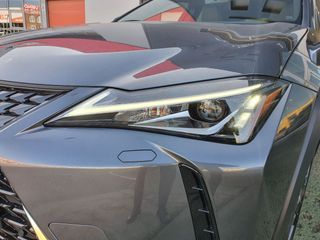 Lexus UX 250H PREMIUM 2WD