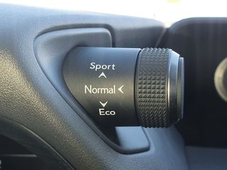 Lexus UX 250H PREMIUM 2WD