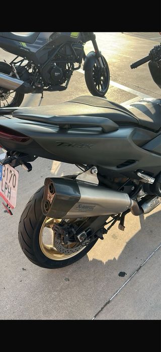 Escape Akrapovic Yamaha Tmax 560