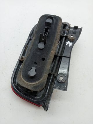 PILOTO TRASERO IZQUIERDO NISSAN MICRA (K12E)