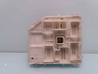 CAJA RELES / FUSIBLES TOYOTA RAV 4 (A2) (9)
