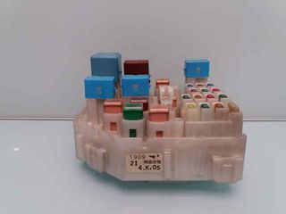CAJA RELES / FUSIBLES TOYOTA RAV 4 (A2) (9)