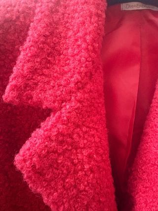 Chaqueta cárdigan Roja Lana tacto suave botones