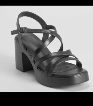 Sandalias negras piel talla 36