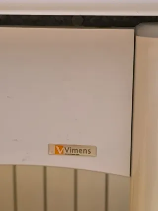 Mesa de cocina blanca