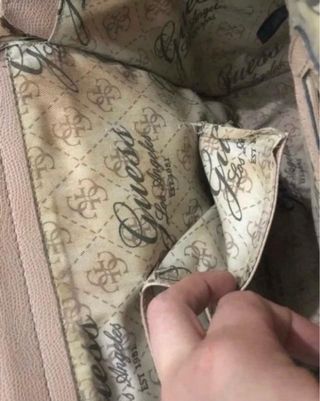 Bolso Guess Beige, Marrón y Blanco