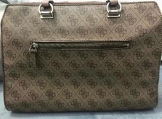 Bolso Guess Beige, Marrón y Blanco