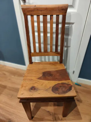 Conjunto mesa y 6 sillas de madera