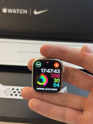Apple Watch Series 7 Nike 41mm Plata