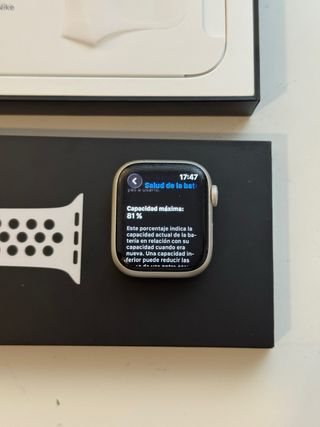 Apple Watch Series 7 Nike 41mm Plata