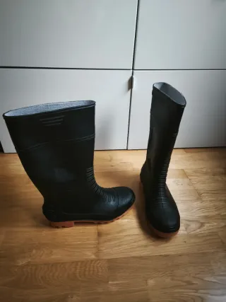 Botas de agua negras