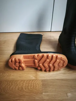 Botas de agua negras