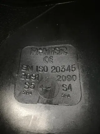 Botas de agua negras