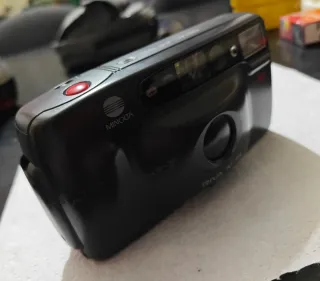 Cámara Minolta Riva AF35 Negra