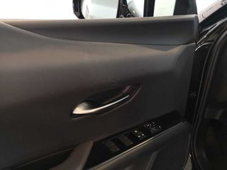 Lexus UX 250H BUSSINES 2WD