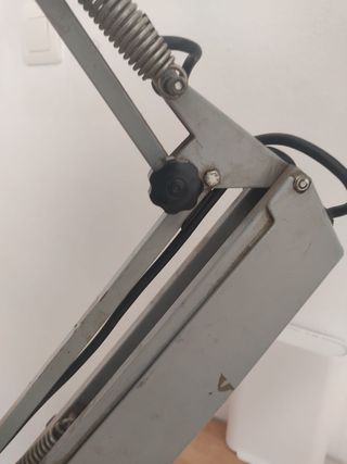 Lámpara de mesa PRIMSA industrial articulada