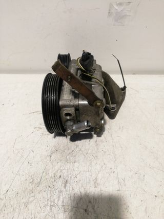 BOMBA SERVODIRECCION FORD FOCUS BERLINA (CAK)