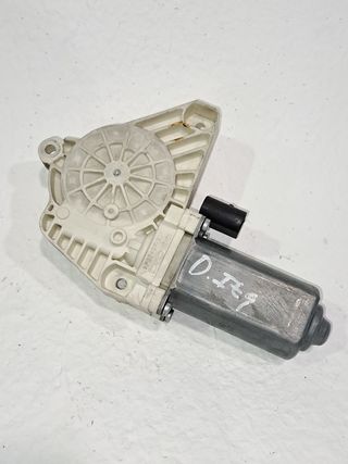 MOTOR ELEVALUNAS DELANTERO IZQUIERDO MERCEDES-BENZ CLASE A ( (3)