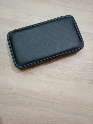 Set manicura y maquillaje negro/plateado