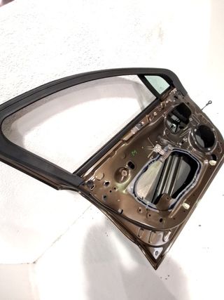 PUERTA DELANTERA IZQUIERDA FORD MONDEO