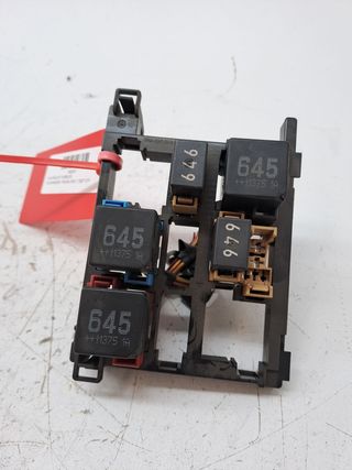 CAJA RELES / FUSIBLES VOLKSWAGEN TIGUAN (5N1) (3)