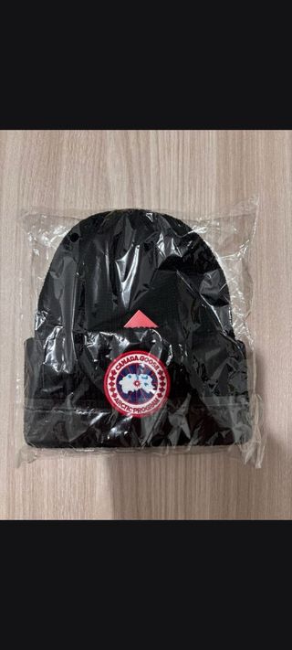 Cappello invernale Canada Goose nero