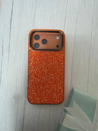 Funda iPhone 17 Pro Max con piedrecitas brillantes