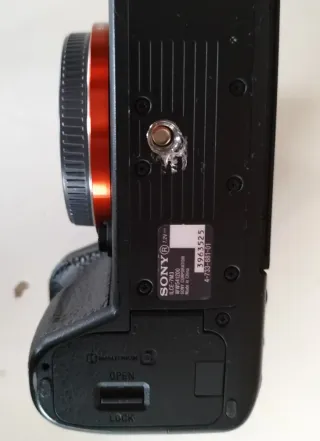 Sony a7 III Cámara Mirrorless + Batería