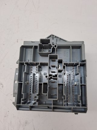 CAJA RELES / FUSIBLES FIAT BRAVO (182) (2)