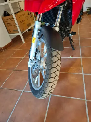 BMW Moto Adventure Roja