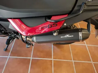 BMW Moto Adventure Roja