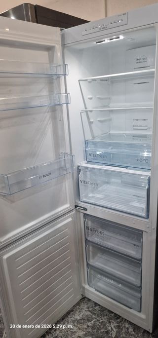SEMINUEVA!!! NEVERA BOSCH