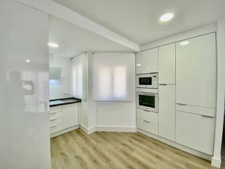 Piso en alquiler en El Molinillo - Capuchinos en Málaga