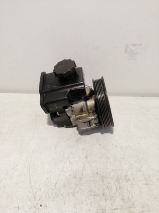 BOMBA SERVODIRECCION MERCEDES-BENZ SPRINTER 02.00 -> CAJA CE