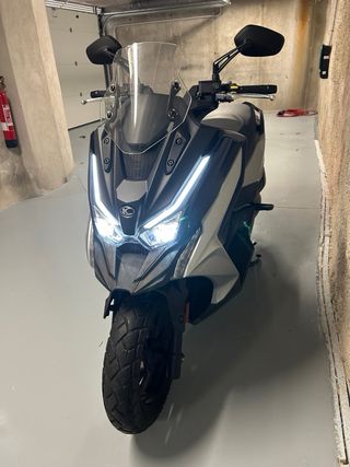Kymco DTX 350 125cc Maxi Scooter