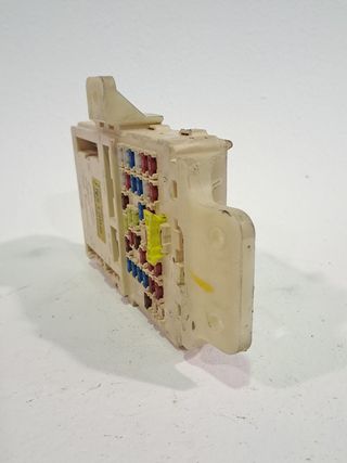 CAJA RELES / FUSIBLES HYUNDAI IX35 (6)