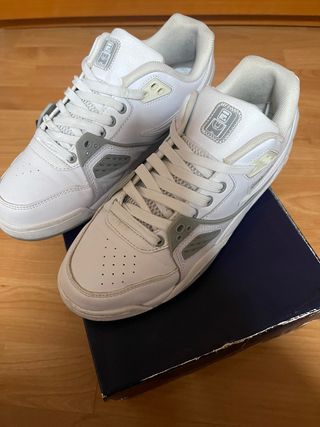 Zapatillas Fila Casim Blancas y Grises