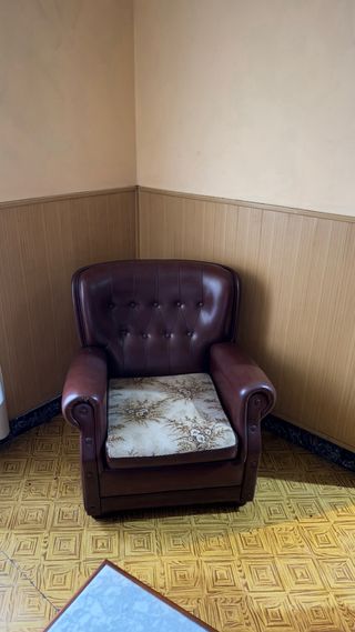 Sofá de 2 plazas y 2 sillones