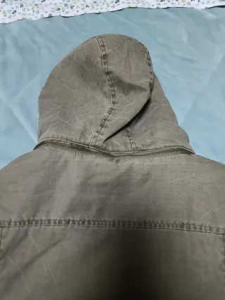 Cazadora abrigo caballero verde militar