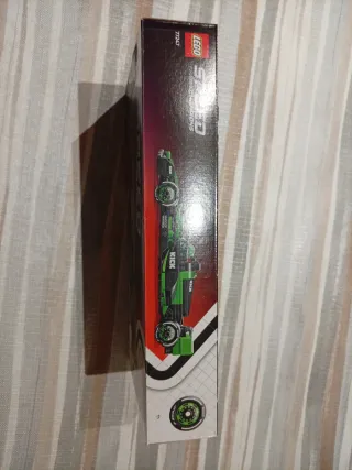 LEGO Speed Champions Kick Sauber F1 Team