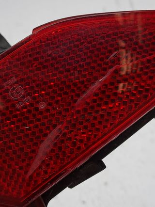 FARO ANTINIEBLA TRASERO IZQUIERDO VOLVO XC60