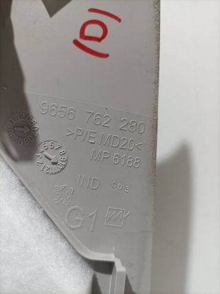 MOLDURA PEUGEOT 308 (19)