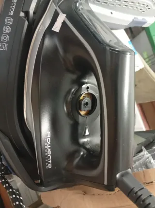 Centro de Planchado Rowenta Turbo Steam