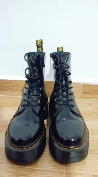 Botas Dr. Martens Negras Plataforma