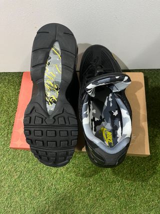 Nike Corteiz Air Max 95 Negro Dorado