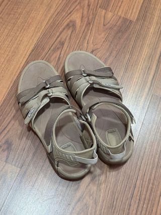 Sandalias Teva Beige Mujer