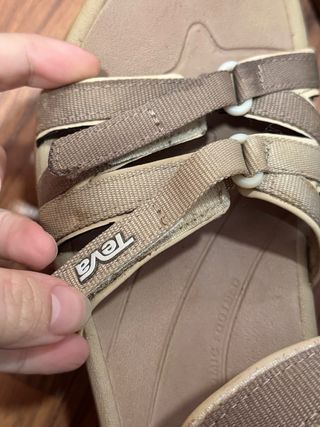 Sandalias Teva Beige Mujer