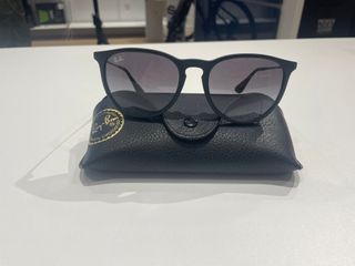 Gafas de Sol Ray-Ban Erika Negras