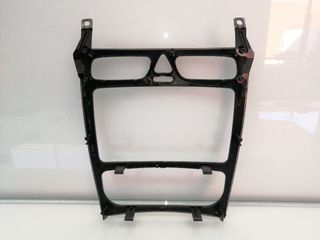 MOLDURA MERCEDES-BENZ CLASE C (W204) BERLINA